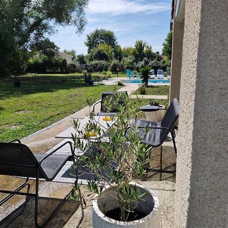 הוילה Etauliers Demeure En Pierre Avec Piscine Privee מראה חיצוני תמונה
